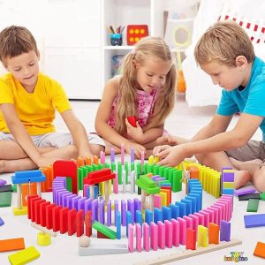 WOODEN DOMINO SET